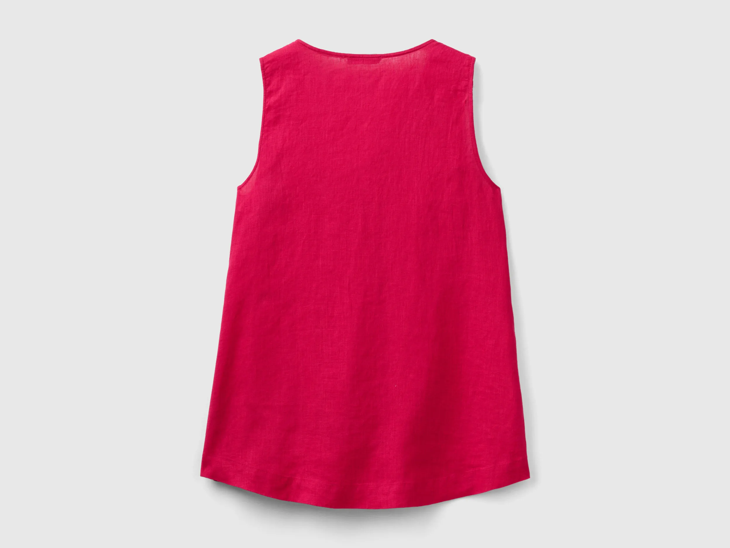 Pure linen sleeveless blouse