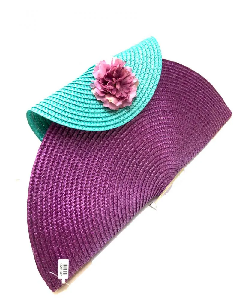 Purple and turquoise raffia party bags with capote design.