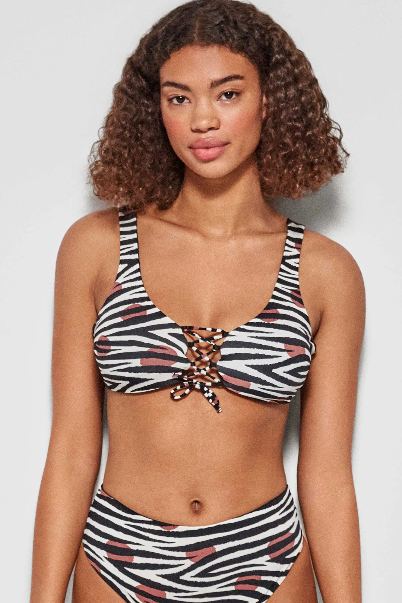 Reversible bikini top