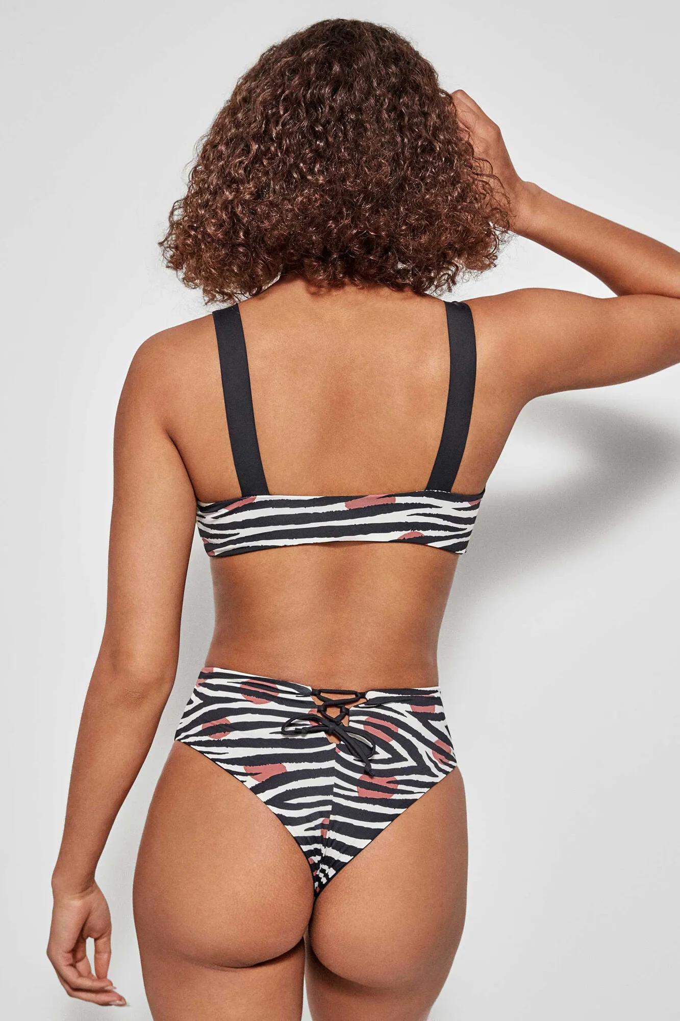 Reversible bikini top