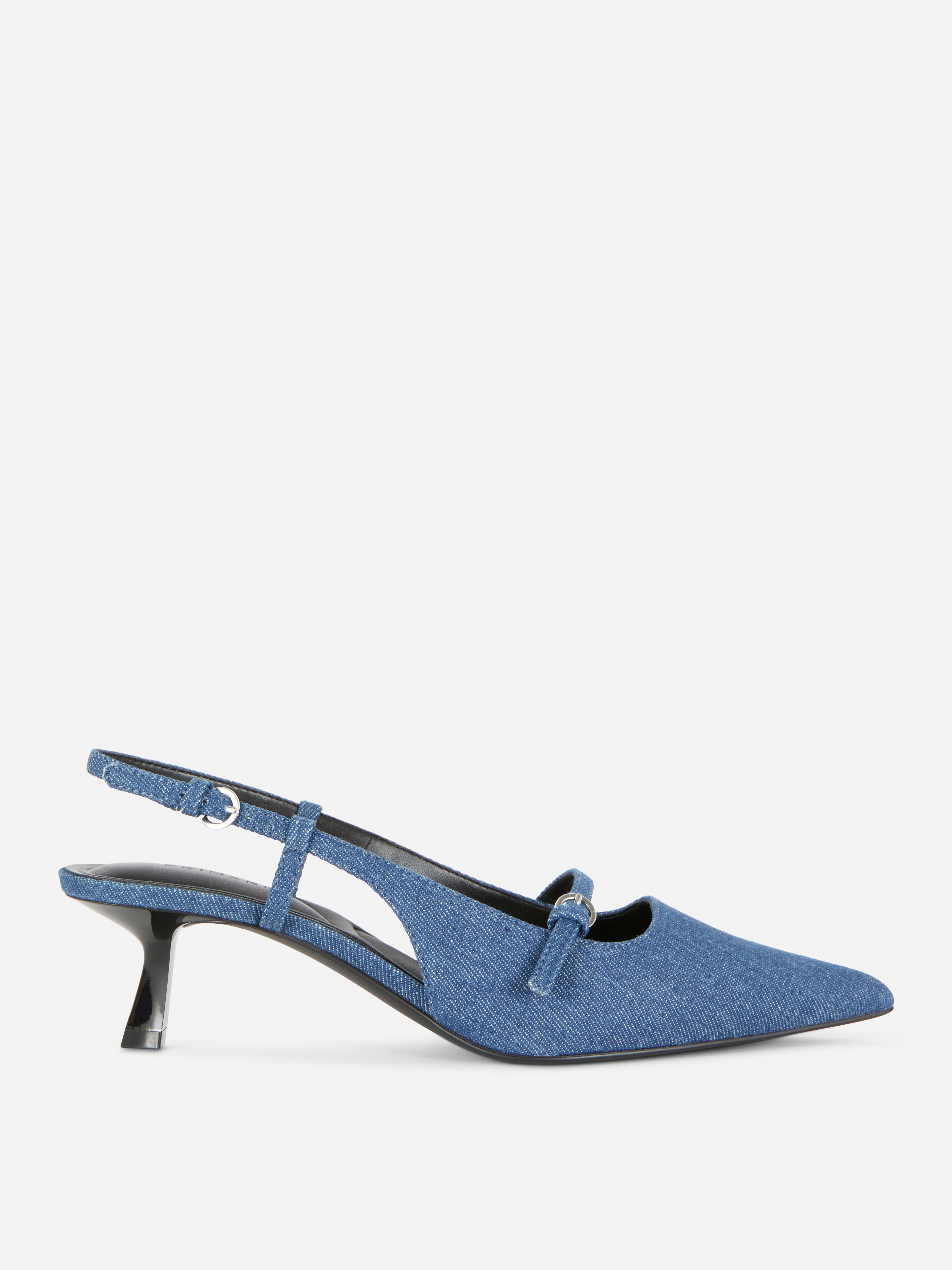Sandalias vaqueras con hebilla y tacón chincheta
