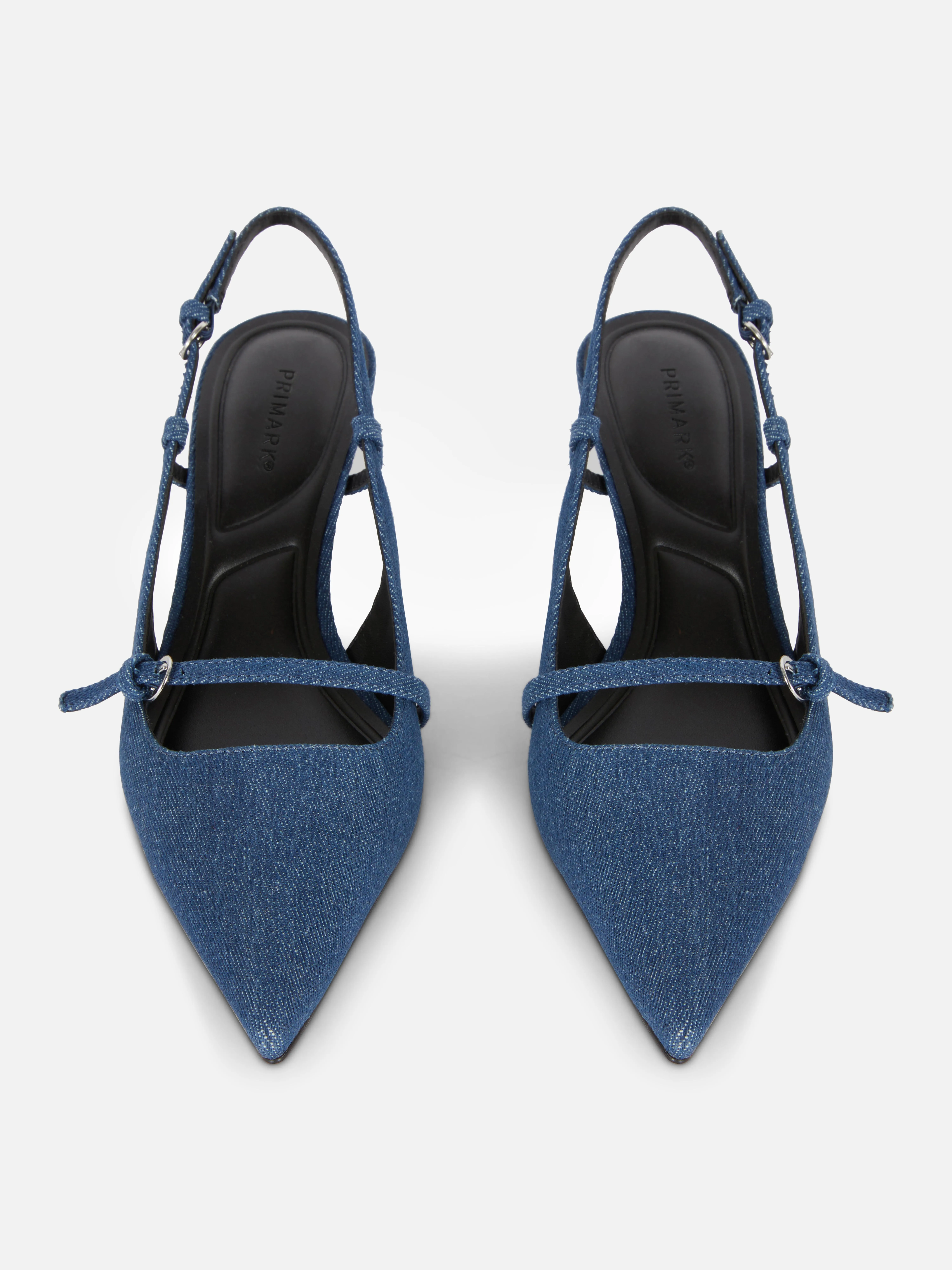 Sandalias vaqueras con hebilla y tacón chincheta