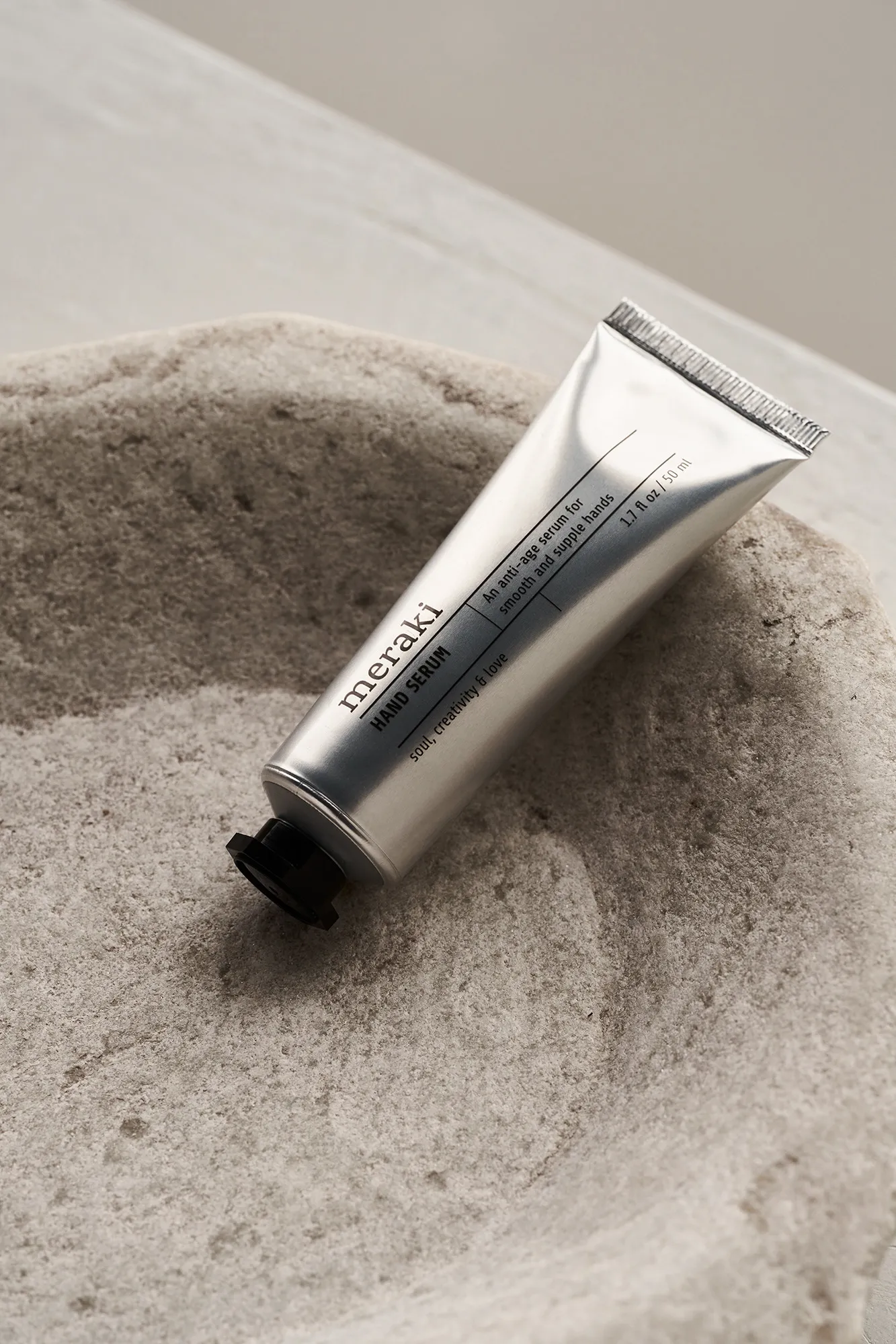 Hand Serum