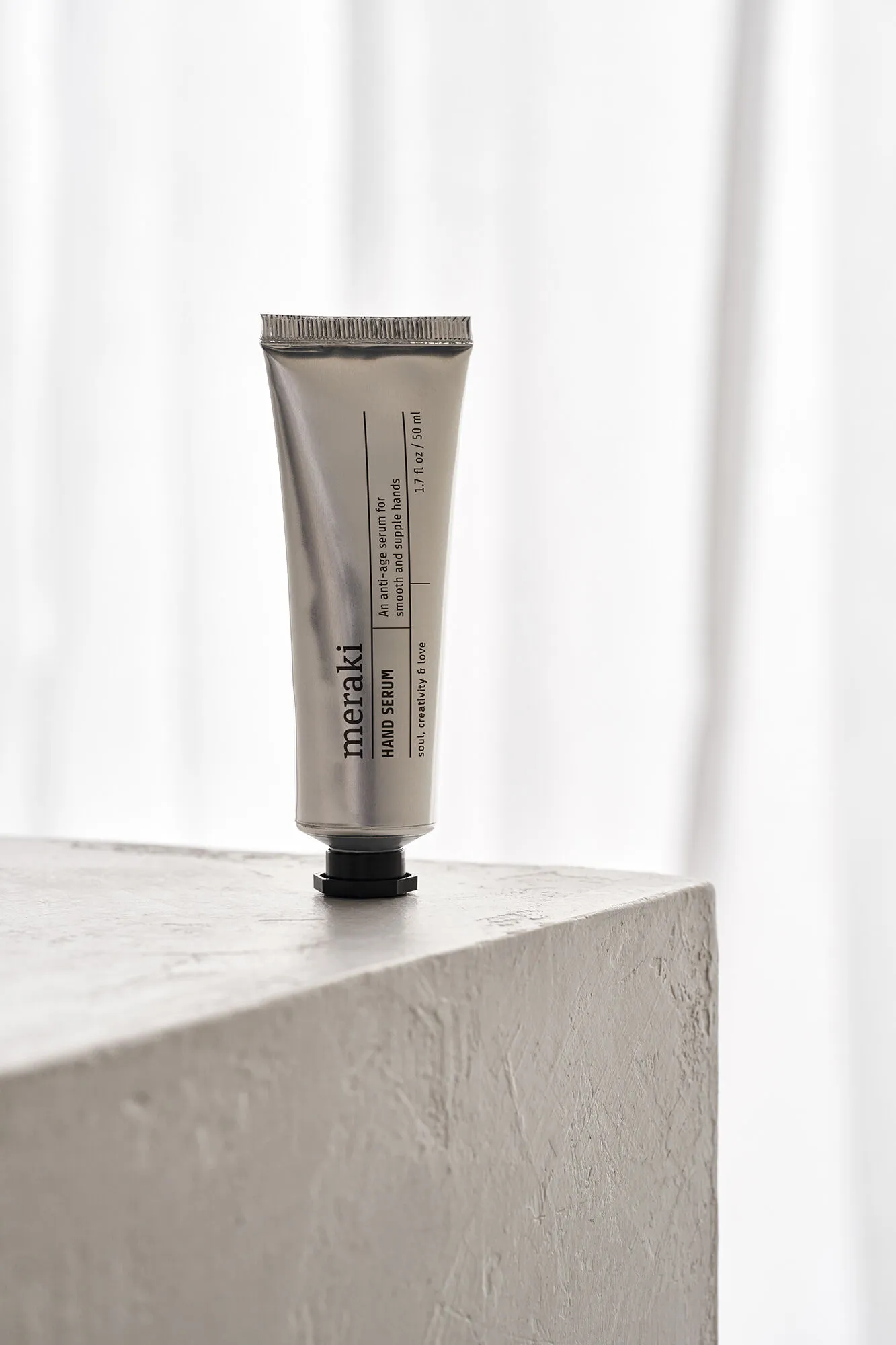Hand Serum