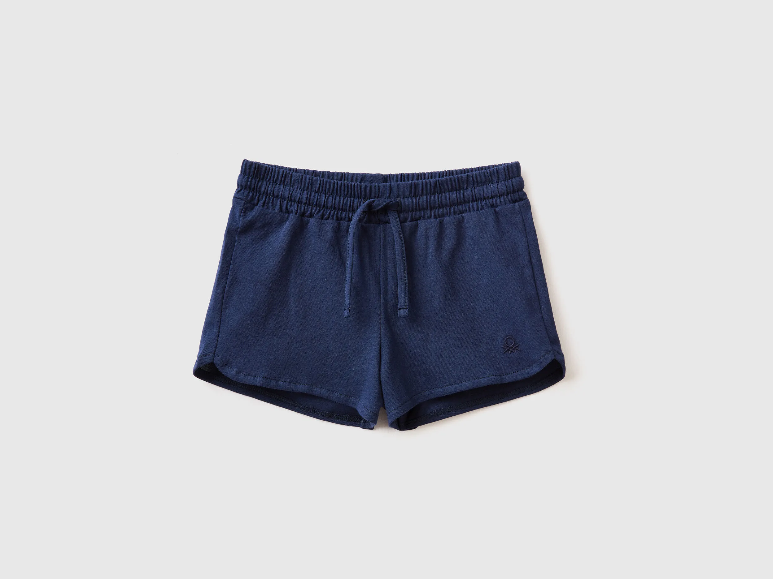 Short cotton pants with organic cord