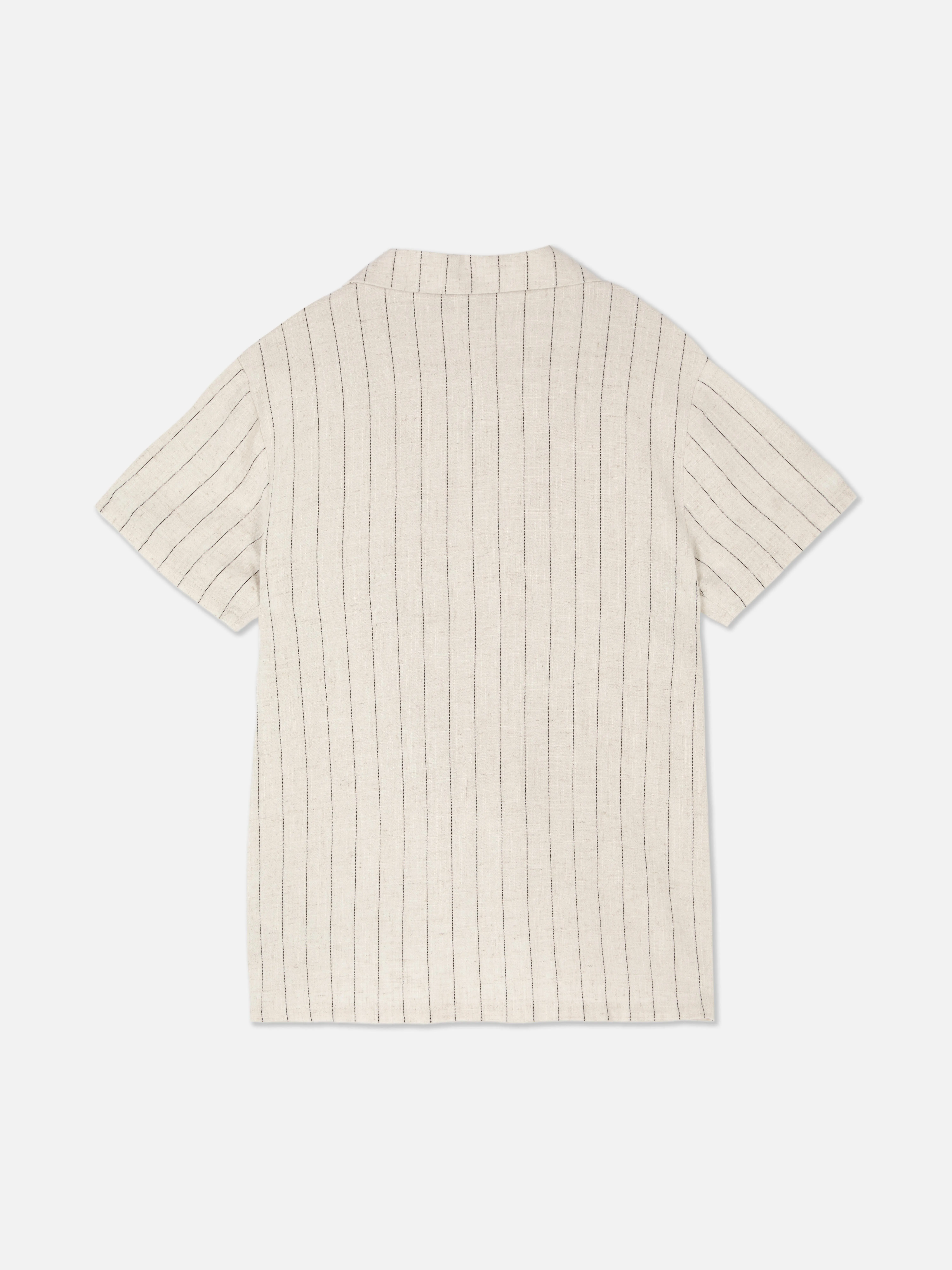 SHORTSLEEVED STRIPED SHIRT.
