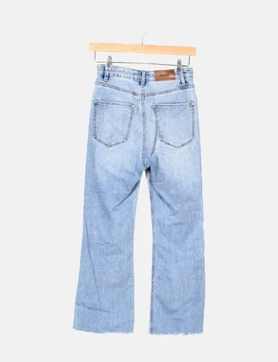 Stradivarius Cropped Flare Jeans