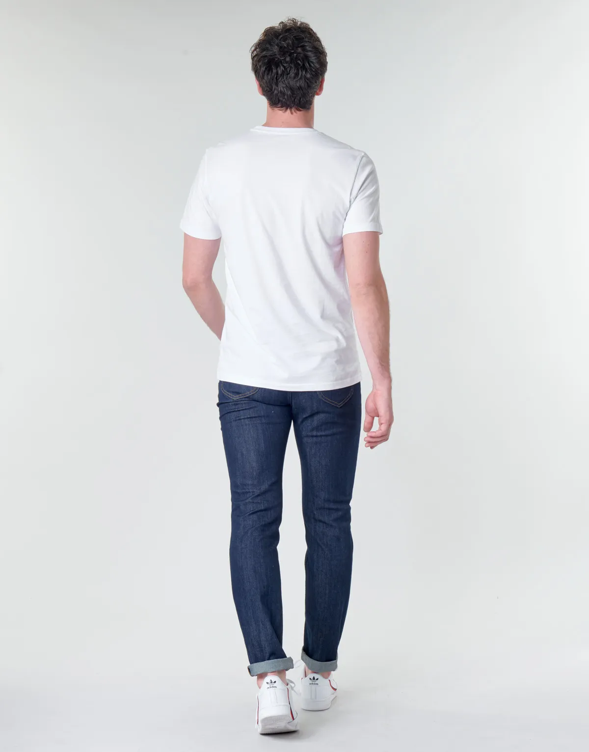 TSHIRT WITH LOGO