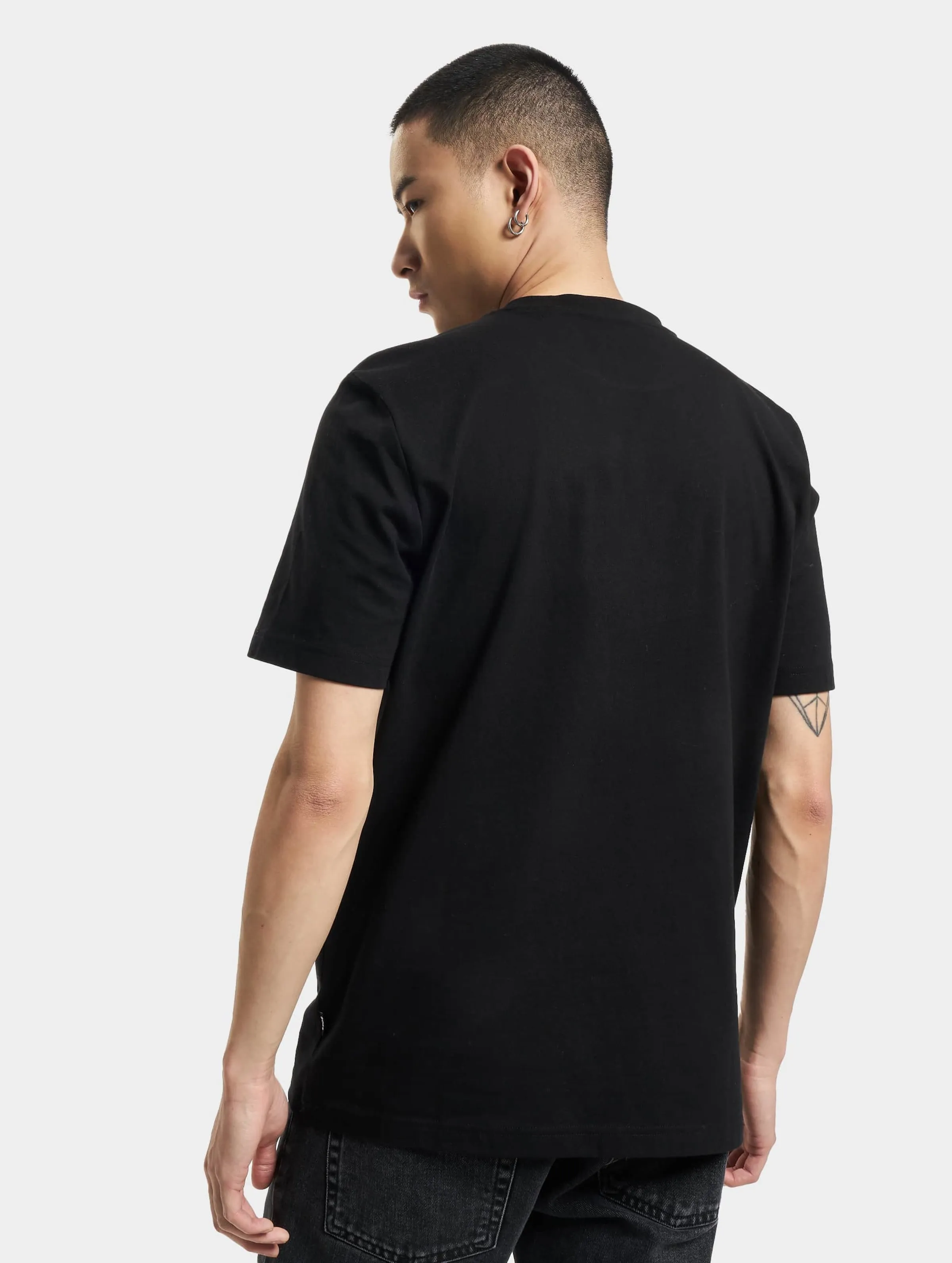 Tiburt 318 Logo Print