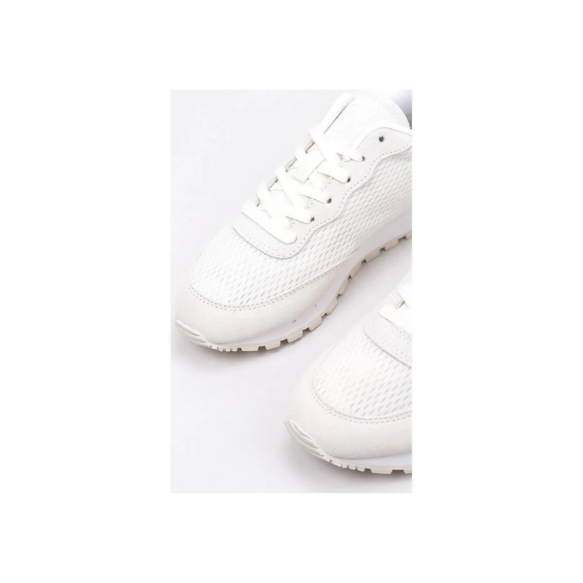 TOMMY JEANS RETRO RUNNER  BUY NOW
