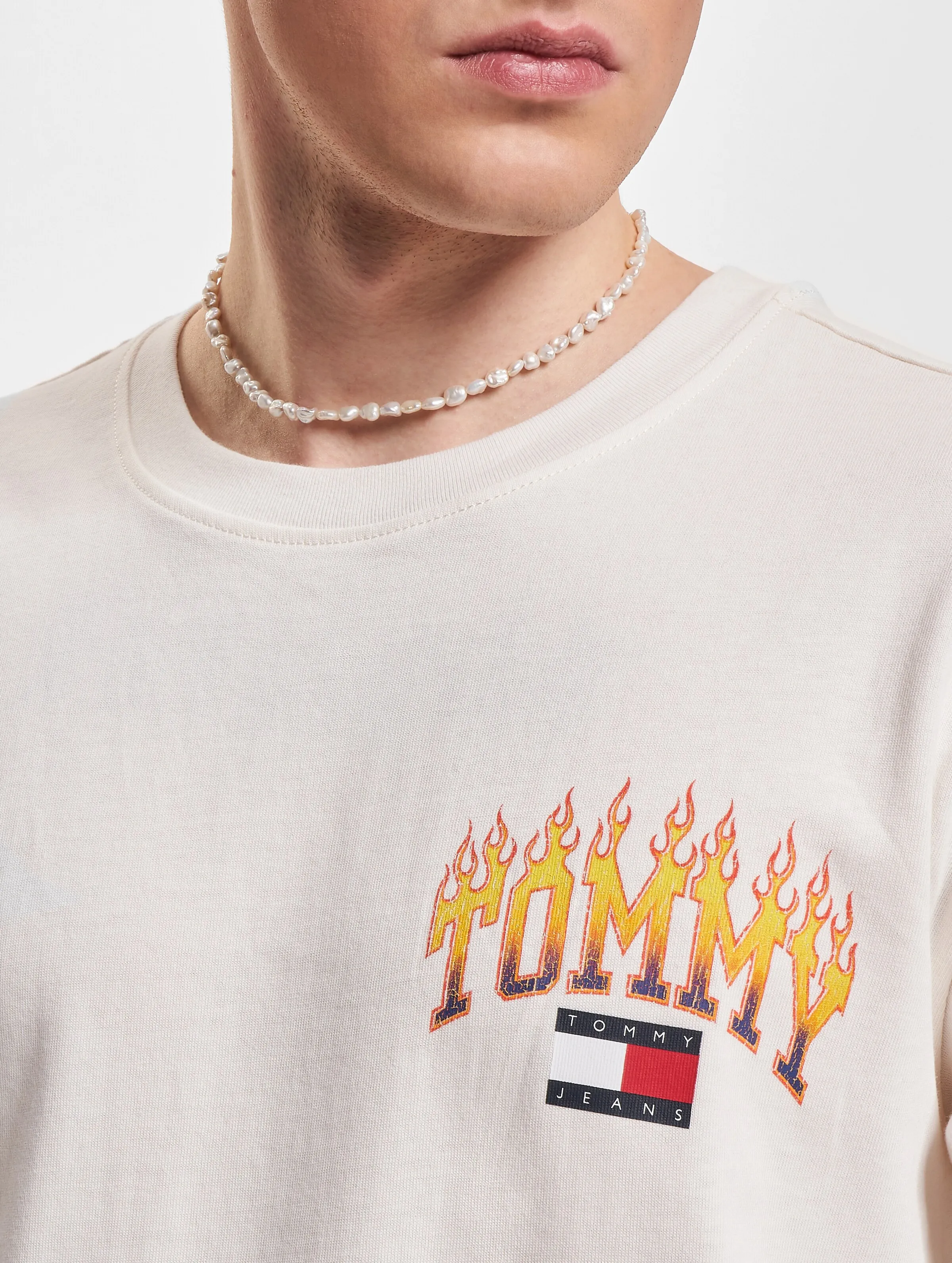 TOMMY JEANS VINTAGE FLAME RELAXED TSHIRTS