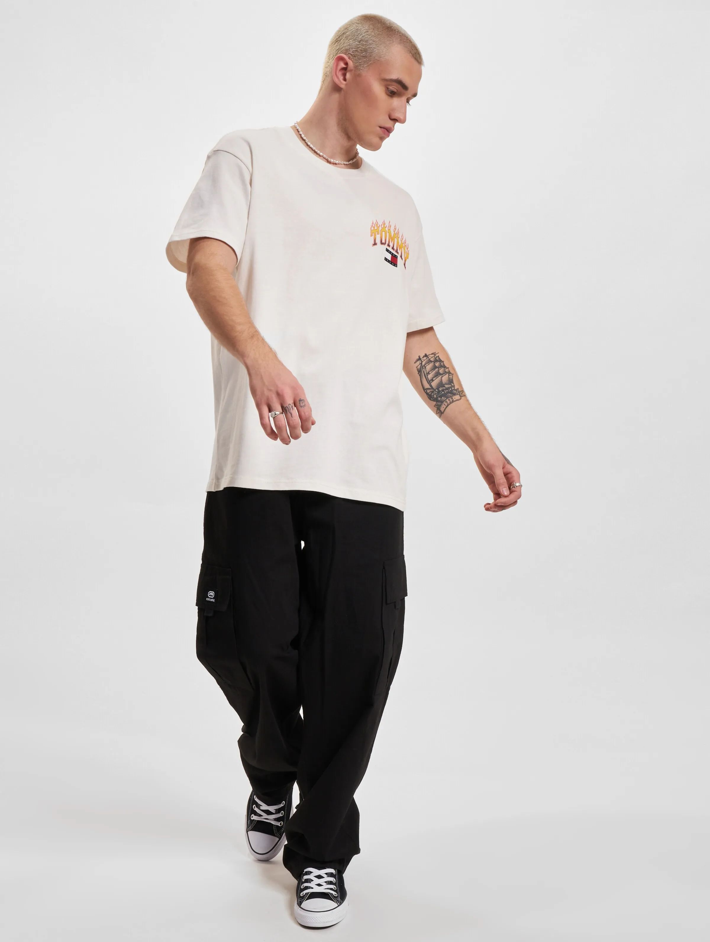 TOMMY JEANS VINTAGE FLAME RELAXED TSHIRTS