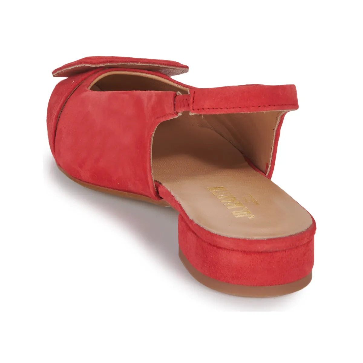 VARIA Trendy Apparel