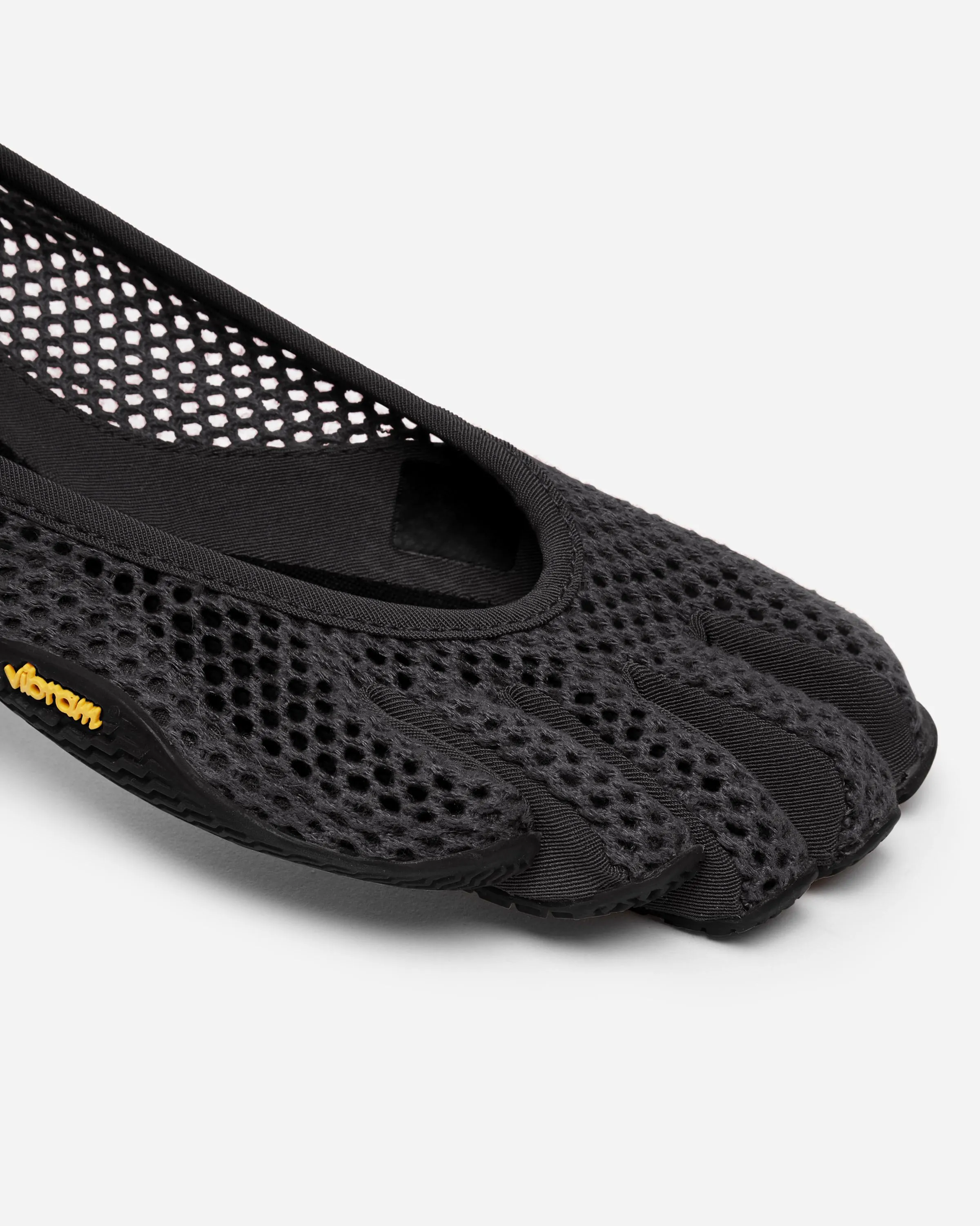 BLACK VIB SHOES