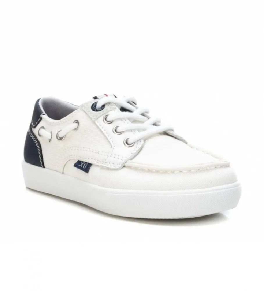 White 057952 shoes.