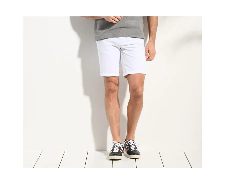 WHITE SHORTS  BARRY