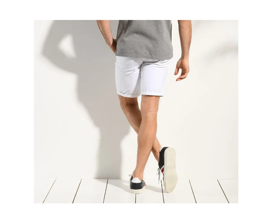 WHITE SHORTS  BARRY