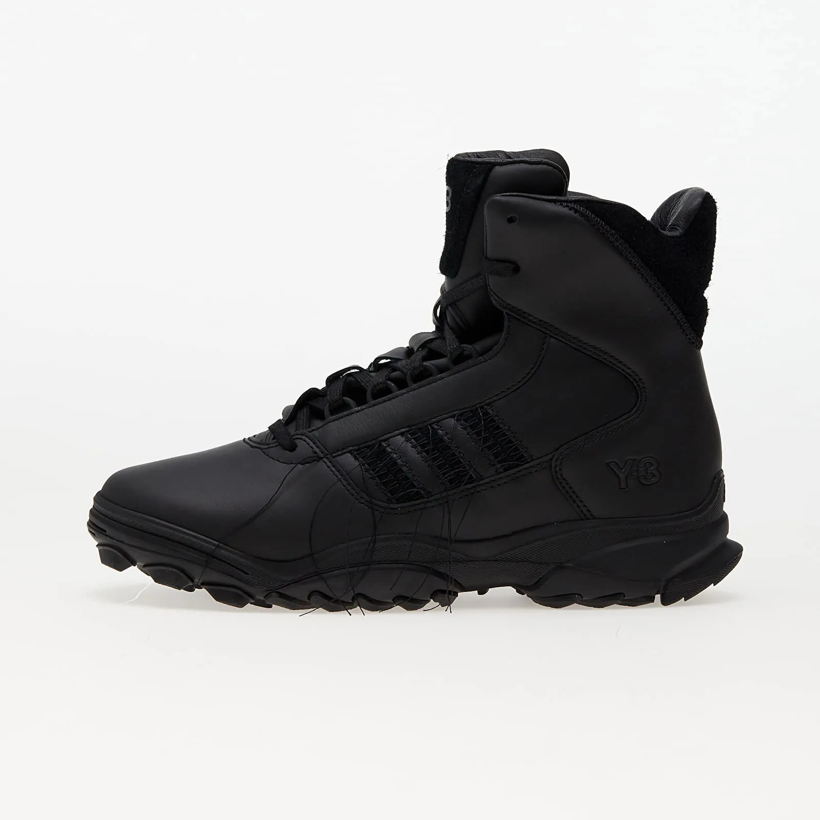 BLACK/ BLACK/ BLACK Y3 GSG9