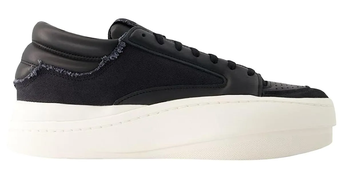 Y3 ZAPATILLAS BAJAS CENTENNIAL  Y3  CUERO  NEGRO 