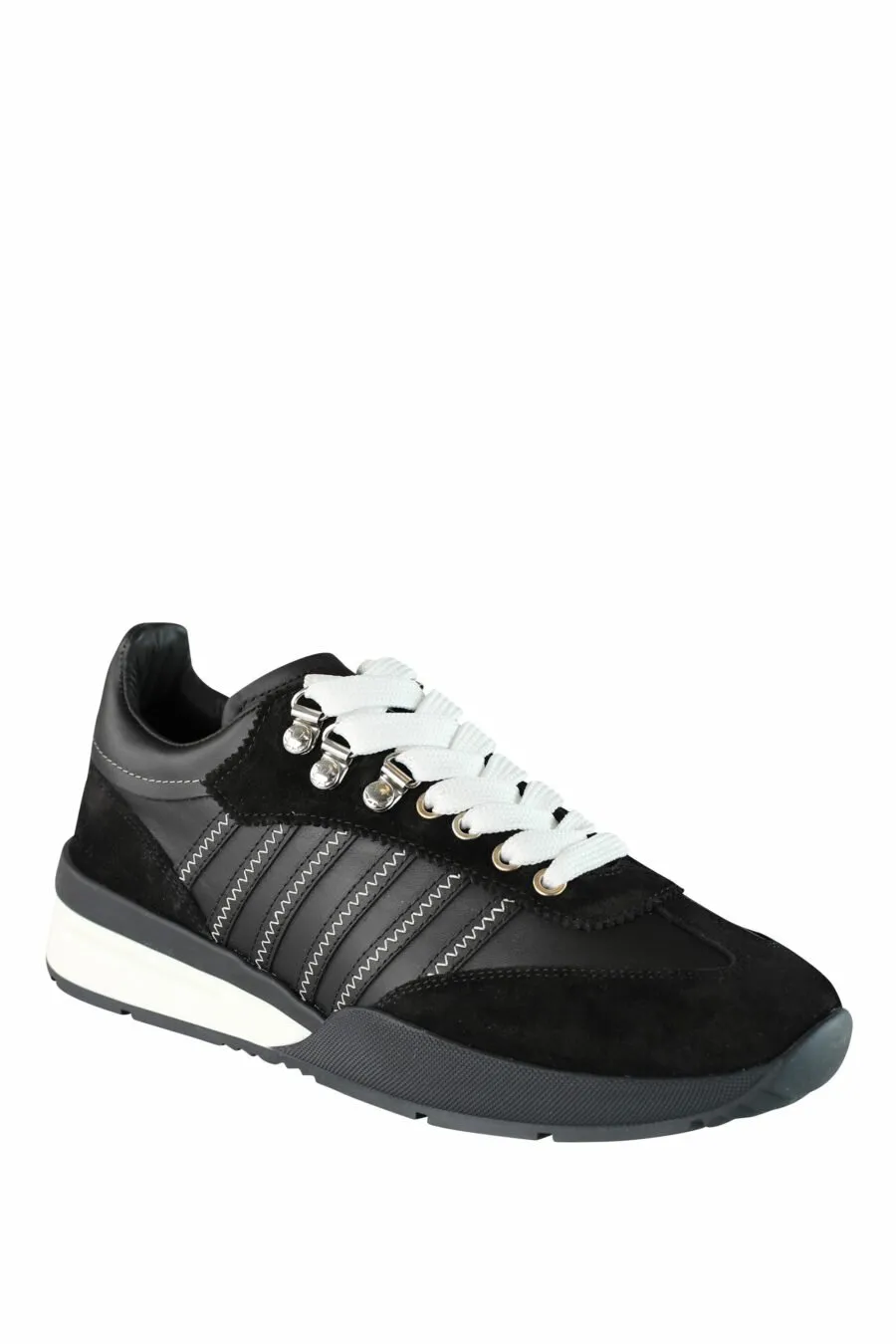 Black Sneakers Original Legend Bicolor Sole Diagonal Lines
