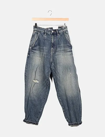 Zara Jeans slouchy denim.
